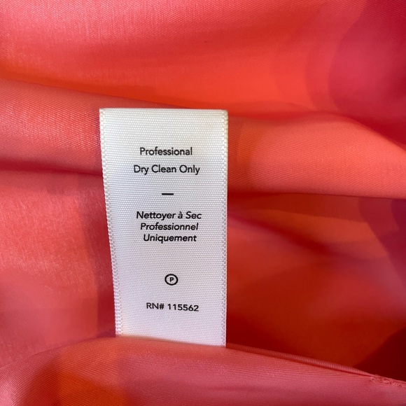 Elizabeth and James 4 Coral V Neck Dress - Picture 3 of 6